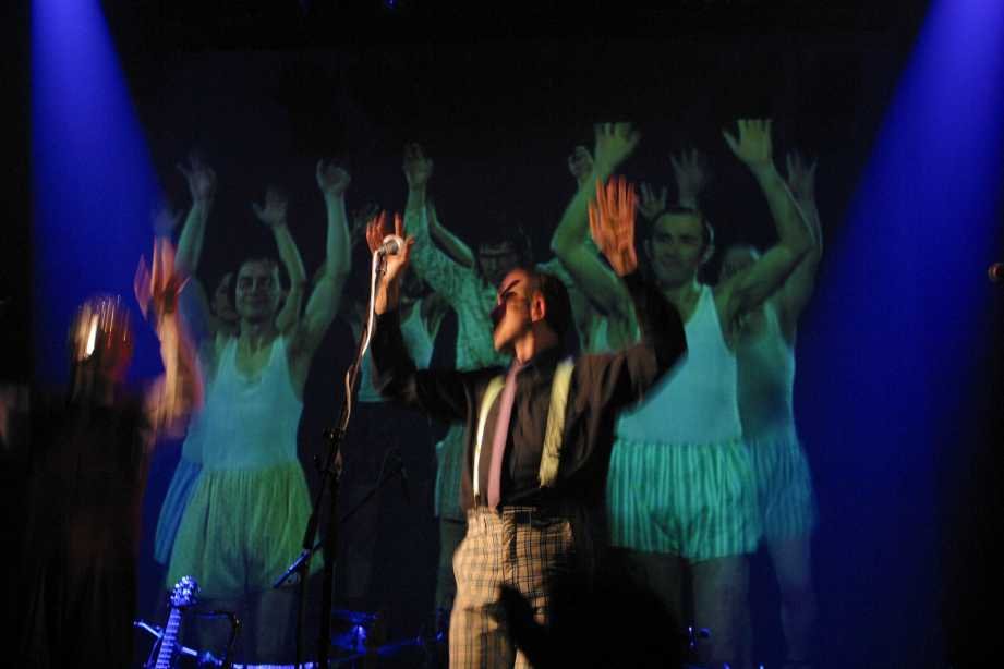 2002 02 19 Akropolis 20 let